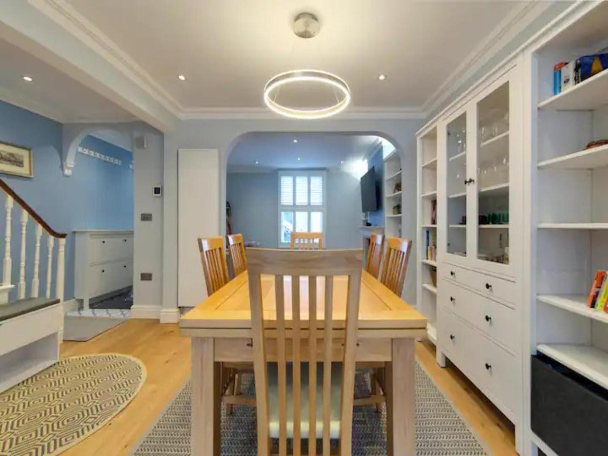 Pass The Keys Centrally Located Modern And Spacious 3 Bed Terrace Rumah liburan Cambridge (Cambridgeshire)